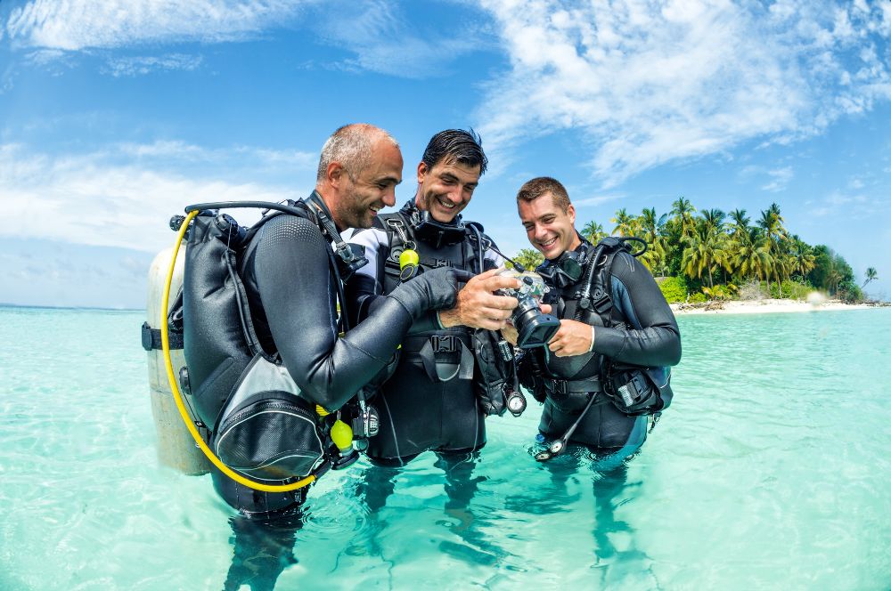 Career opportunities for certified PADI Divemasters