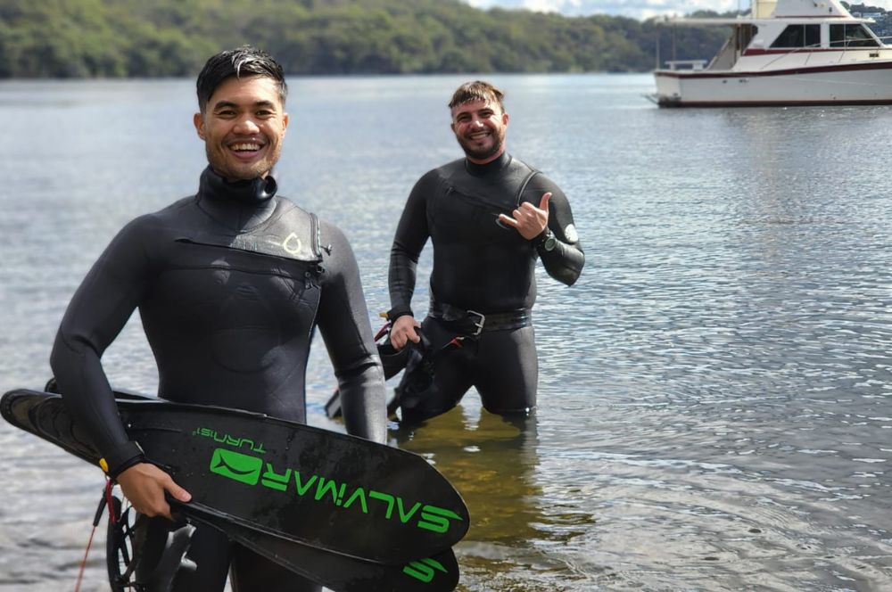 Freediving buddies in Sydney, exploring the local dive spots