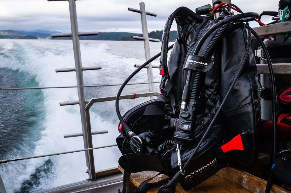 Dive Master Essentials: Top Gear & Equipment For Divemaster Courses