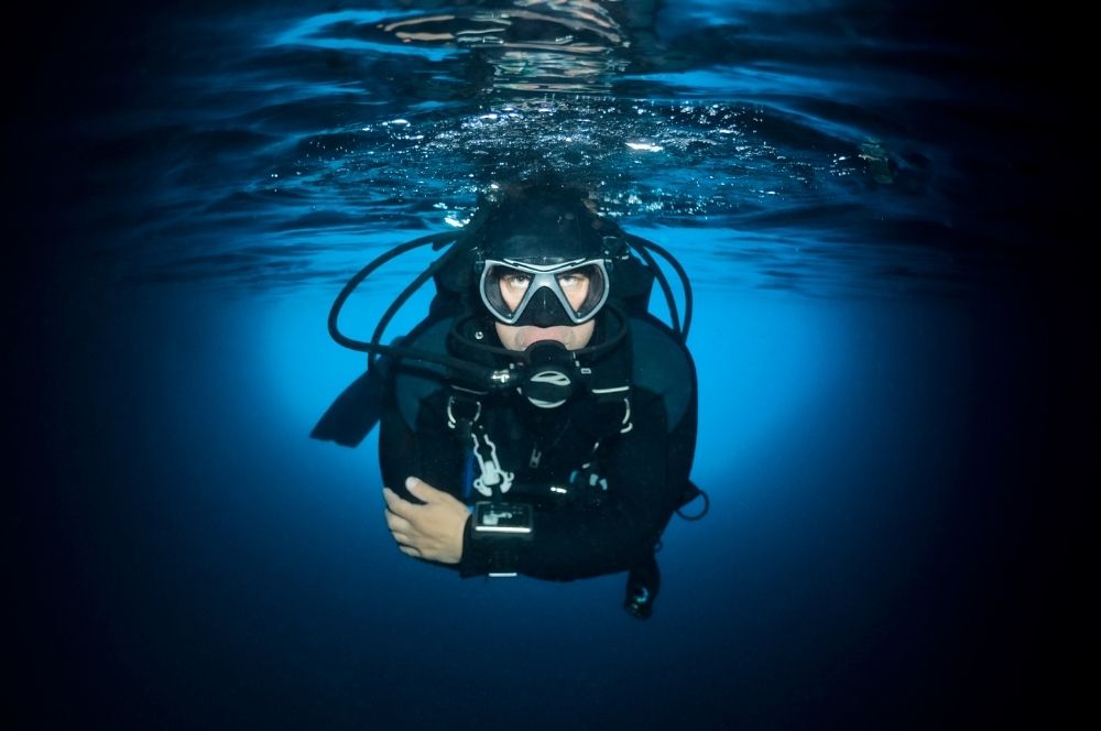 The Difference Between a Master Scuba…